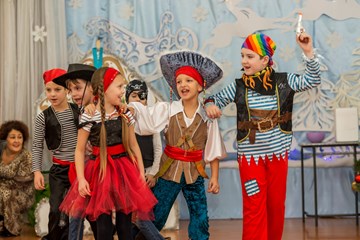 Prepare for a school play