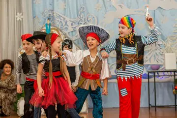 Prepare for a school play